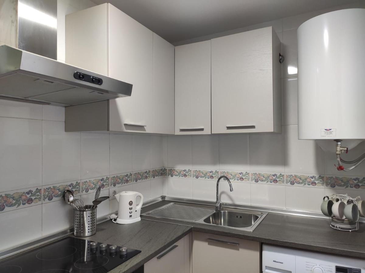 Apartamentos Seneca Junto Al Centro Малага Екстериор снимка