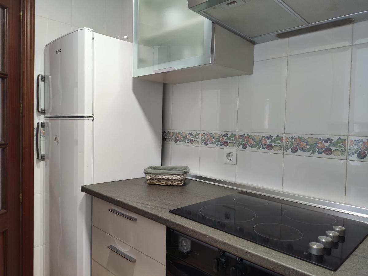 Apartamentos Seneca Junto Al Centro Малага Екстериор снимка