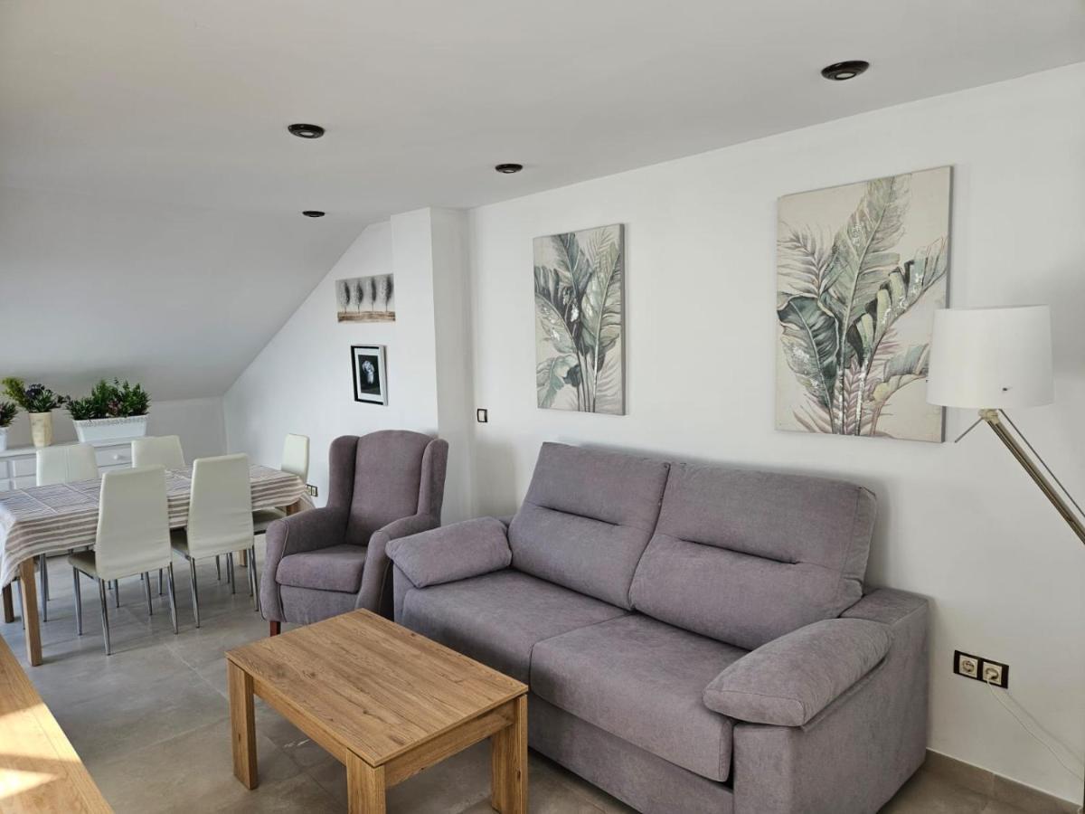 Apartamentos Seneca Junto Al Centro Малага Екстериор снимка