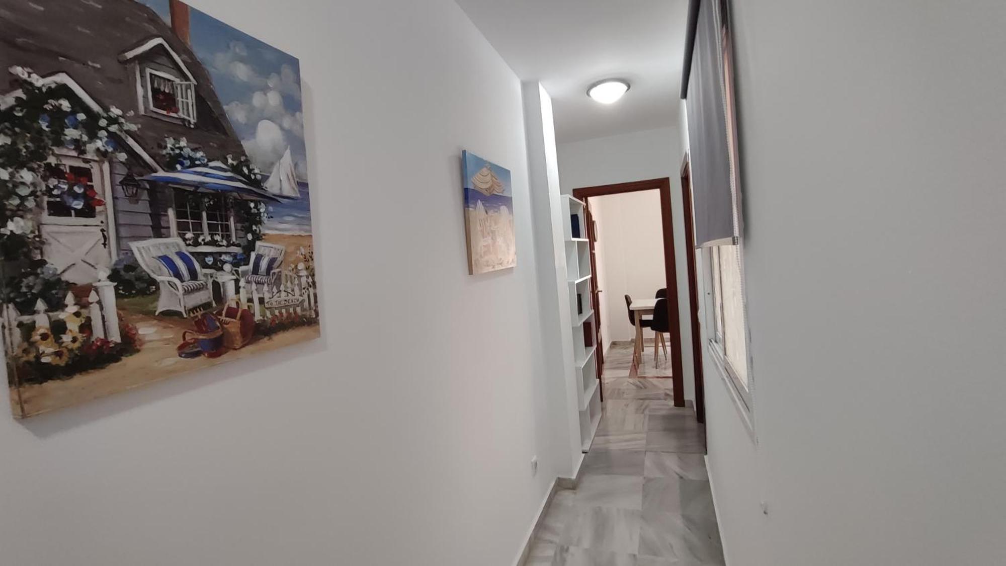 Apartamentos Seneca Junto Al Centro Малага Екстериор снимка