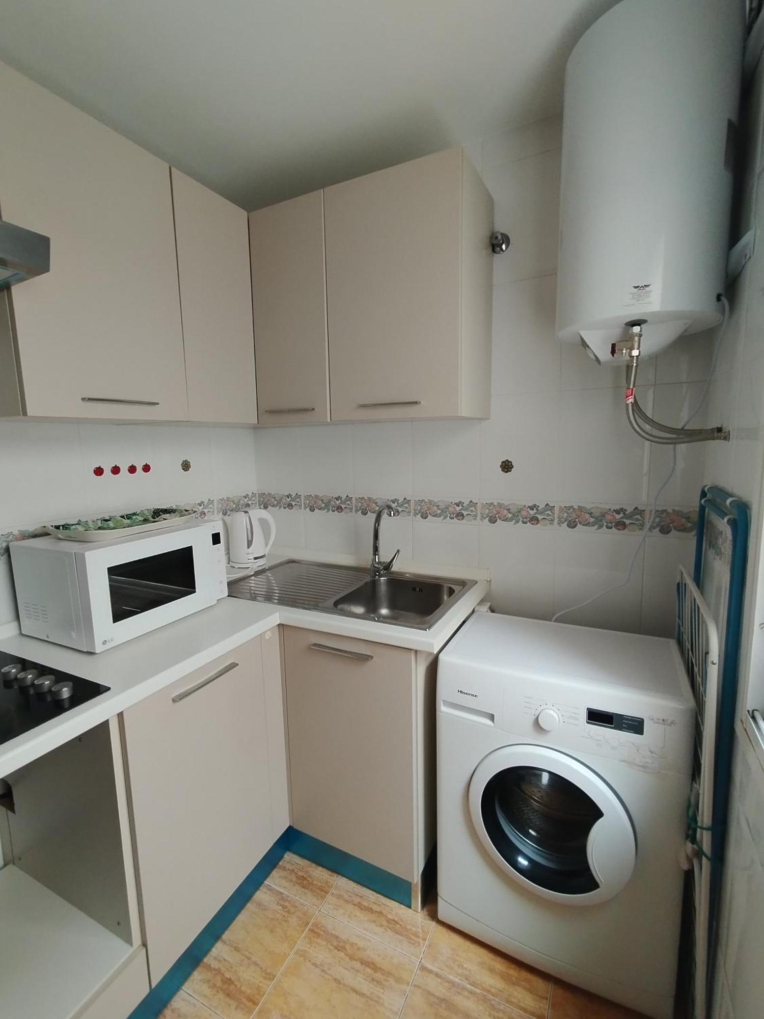 Apartamentos Seneca Junto Al Centro Малага Екстериор снимка